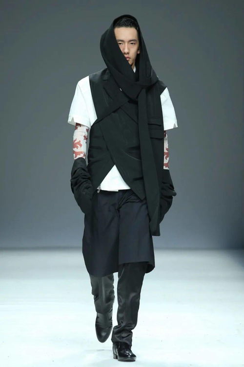 北服2021中國(guó)國(guó)際大學(xué)生時(shí)裝周 新生代設(shè)計(jì)師箱包作品驚艷亮相